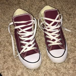 Converse high tops burgundy